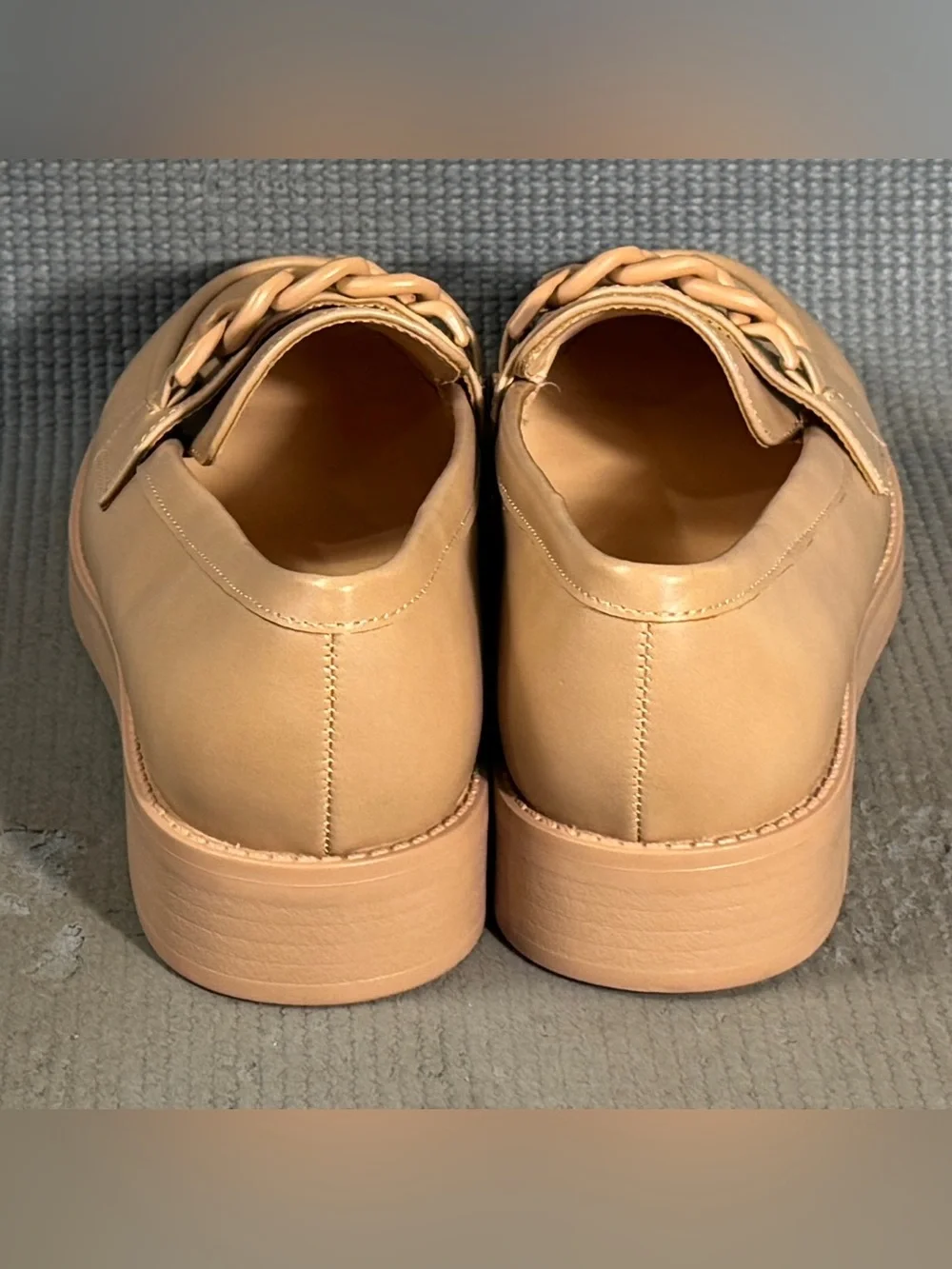 Marc Fisher Babbie Chain Link Loafers Tan Nude Platform Lug Sole Women’s Size 8